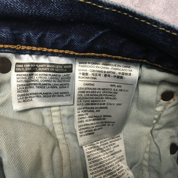 Levis Mens 501 Original Fit Blue Jeans size 40x34 Premium Denim Button Fly - Picture 12 of 15